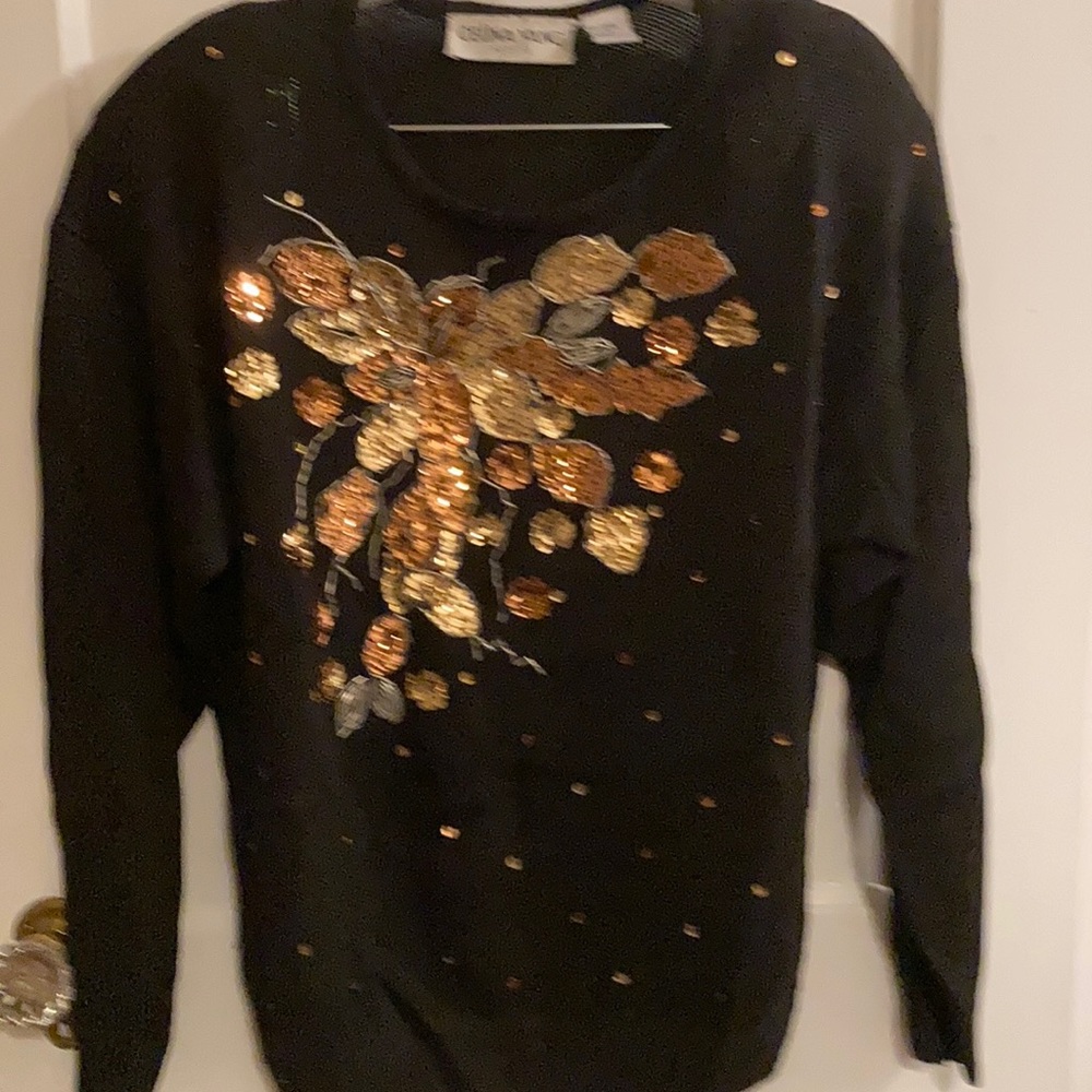 ❤️ VINTAGE CELINA YANG SWEATER